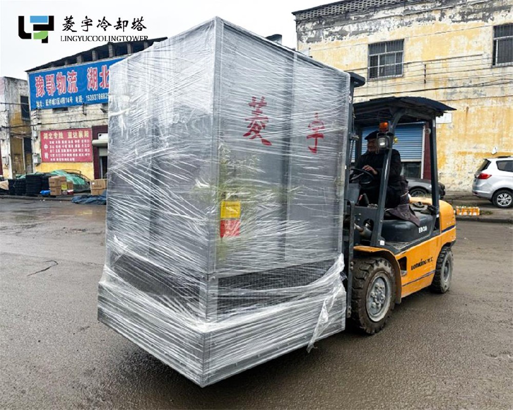 湖北武汉菱宇RCN系列方形逆流式钢板冷却塔整塔出货